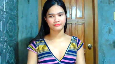 Rhea online show from June 24, 6:34 am