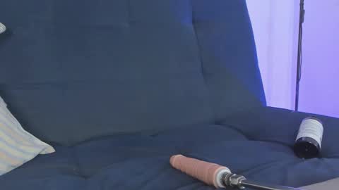 tina 3 online time from 9  to 4  online show from February 9, 12:39 am