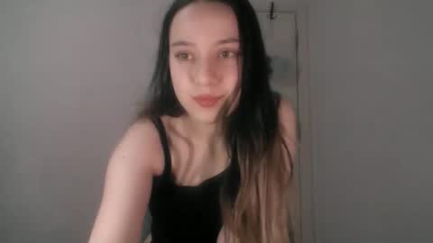 nur online show from November 23, 5:02 pm