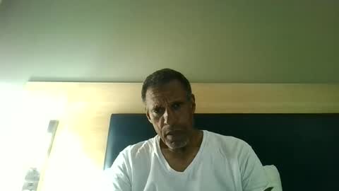 swimmerbod2495 online show from June 27, 9:20 pm