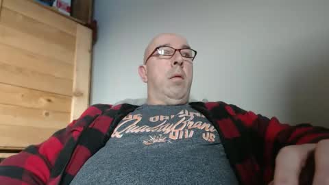 Snapshot of swissscooby55 chatting on December 28, 7:55 am swissscooby55 online show from December 28, 7:55 am