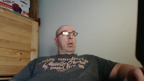 Snapshot of swissscooby55 chatting on January 26, 7:32 am swissscooby55 online show from January 26, 7:32 am