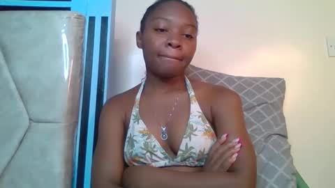 Snapshot of swit_candy chatting on March 22, 12:58 am Candy online show from March 22, 12:58 am