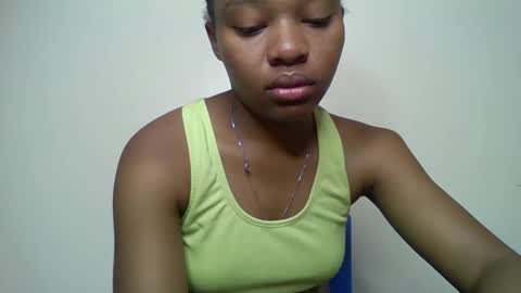 Snapshot of swit_candy chatting on March 23, 1:26 pm Candy online show from March 23, 1:26 pm