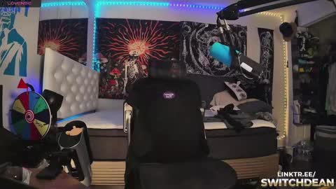 Snapshot of switchdean chatting on September 25, 6:00 pm Switch online show from September 25, 6:00 pm