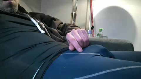 Snapshot of swontguy2025 chatting on February 24, 4:27 am swontguy2025 online show from February 24, 4:27 am