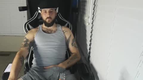 Snapshot of swoozy_ chatting on September 25, 1:20 am swoozy_ online show from September 25, 1:20 am