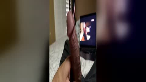 Snapshot of swordfishman chatting on May 30, 12:35 pm swordfishman online show from May 30, 12:35 pm