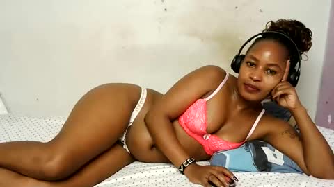 swt_bby online show from May 31, 6:53 am