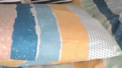 Lilly  online show from December 10, 2:27 am