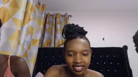 Camilla online show from February 19, 3:16 pm