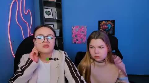 sydney_pure online show from February 10, 12:42 pm