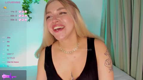 Call me Daian  Independient model online show from September 10, 7:58 pm