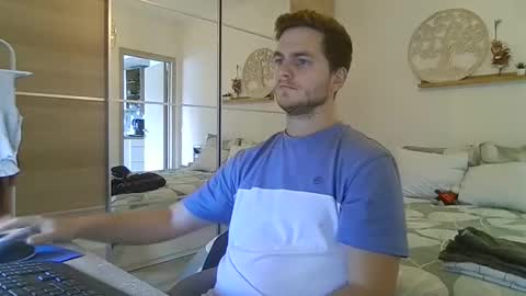 Snapshot of syl092 chatting on November 9, 1:53 pm syl092 online show from November 9, 1:53 pm