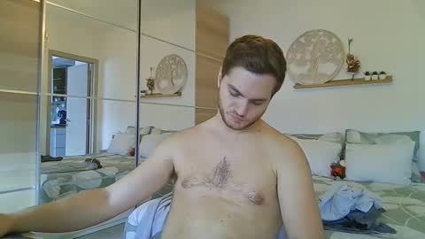 Snapshot of syl092 chatting on November 13, 1:32 pm syl092 online show from November 13, 1:32 pm