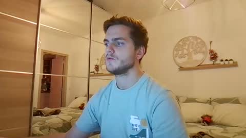 Snapshot of syl092 chatting on November 18, 6:12 pm syl092 online show from November 18, 6:12 pm