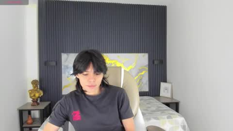 Snapshot of sylasfrost chatting on December 3, 7:34 pm sylasfrost online show from December 3, 7:34 pm