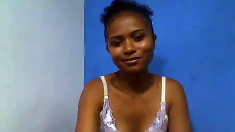 sylvaniah01 online show from May 15, 7:26 am