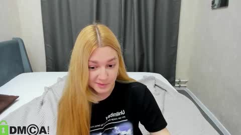 Sylvia online show from October 19, 1:06 am