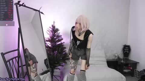 Sylvie online show from November 29, 4:26 am