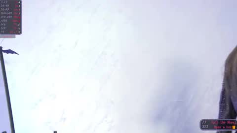 Snapshot of sylvie_fey chatting on February 16, 3:02 am Sylvie online show from February 16, 3:02 am