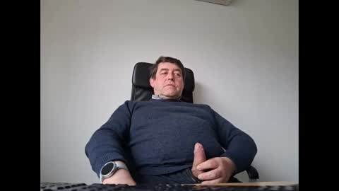 Snapshot of sympa_trique chatting on October 1, 3:29 pm sympa_trique online show from October 1, 3:29 pm