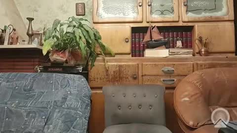 Snapshot of sympa_trique chatting on October 28, 7:38 pm sympa_trique online show from October 28, 7:38 pm