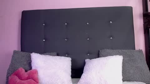 Snapshot of symphonny1 chatting on December 30, 6:38 pm symphonny online show from December 30, 6:38 pm