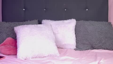 Snapshot of symphonny1 chatting on January 5, 7:07 pm symphonny online show from January 5, 7:07 pm