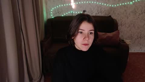 Snapshot of syrendixon chatting on November 9, 6:39 pm SyrenDixon online show from November 9, 6:39 pm