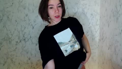 Snapshot of syrendixon chatting on November 26, 9:49 pm SyrenDixon online show from November 26, 9:49 pm