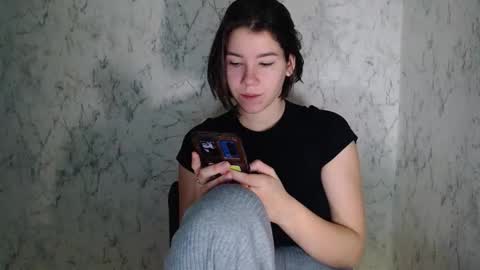 Snapshot of syrendixon chatting on November 27, 10:39 am SyrenDixon online show from November 27, 10:39 am