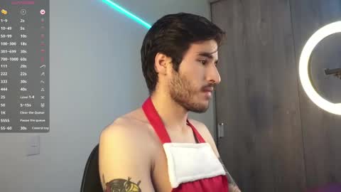 t0ny_wylie online show from December 13, 2:43 am