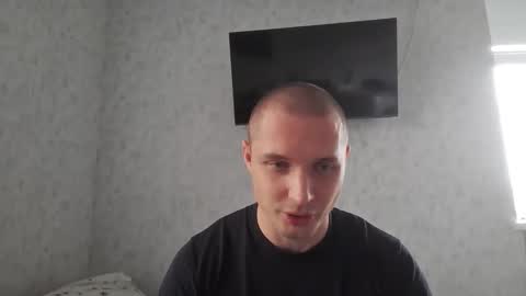 Den online show from October 17, 8:06 am