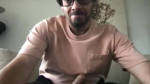 Snapshot of t_fuenzalida chatting on December 14, 5:18 pm t_fuenzalida online show from December 14, 5:18 pm