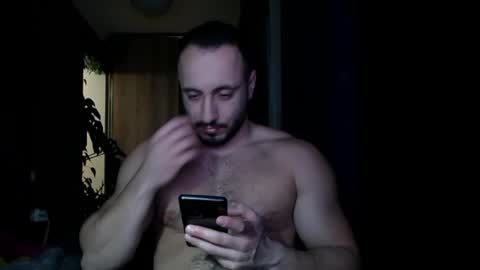 Snapshot of t_huracane chatting on January 1, 7:21 pm Huracane online show from January 1, 7:21 pm