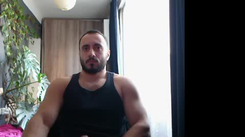 Snapshot of t_huracane chatting on January 28, 1:16 pm Huracane online show from January 28, 1:16 pm