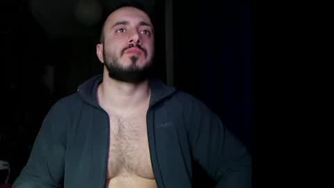 Snapshot of t_huracane chatting on January 31, 5:53 pm Huracane online show from January 31, 5:53 pm