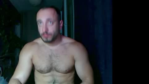 Snapshot of t_huracane chatting on September 22, 5:04 pm Huracane online show from September 22, 5:04 pm