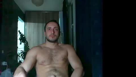 Huracane online show from February 9, 6:23 pm