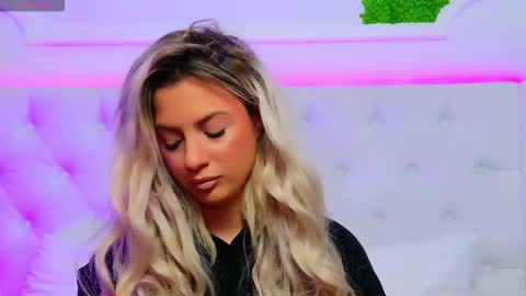 Arianna online show from November 13, 1:43 pm