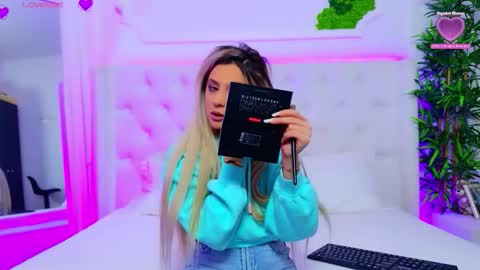 Arianna online show from February 2, 12:59 pm