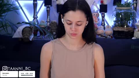 Snapshot of taanni_bc chatting on October 9, 7:50 am TAANNI online show from October 9, 7:50 am