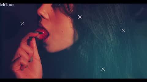 Snapshot of taanni_bc chatting on October 26, 10:04 pm TAANNI online show from October 26, 10:04 pm