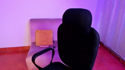 Snapshot of tabitapurple chatting on January 7, 4:05 pm TABITA online show from January 7, 4:05 pm