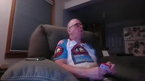 tacrunner66_ online show from January 19, 4:33 am
