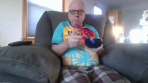 tacrunner66_ online show from February 10, 5:17 pm