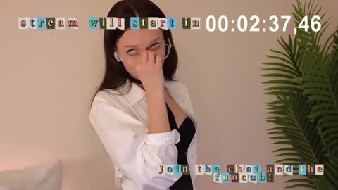 Snapshot of tadammary chatting on December 30, 9:37 am Mary online show from December 30, 9:37 am
