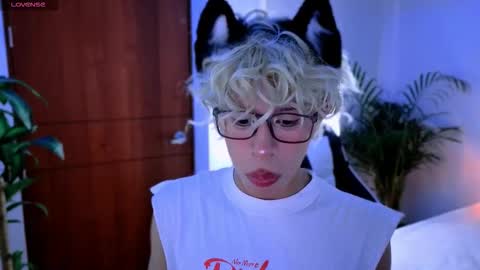 taichi online show from October 11, 11:31 am