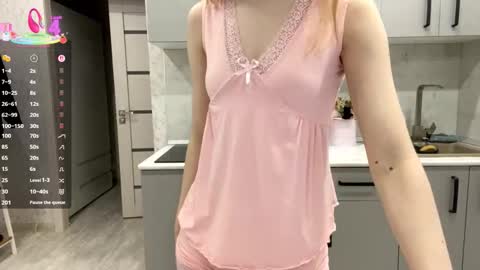 Tessa online show from February 16, 9:05 am